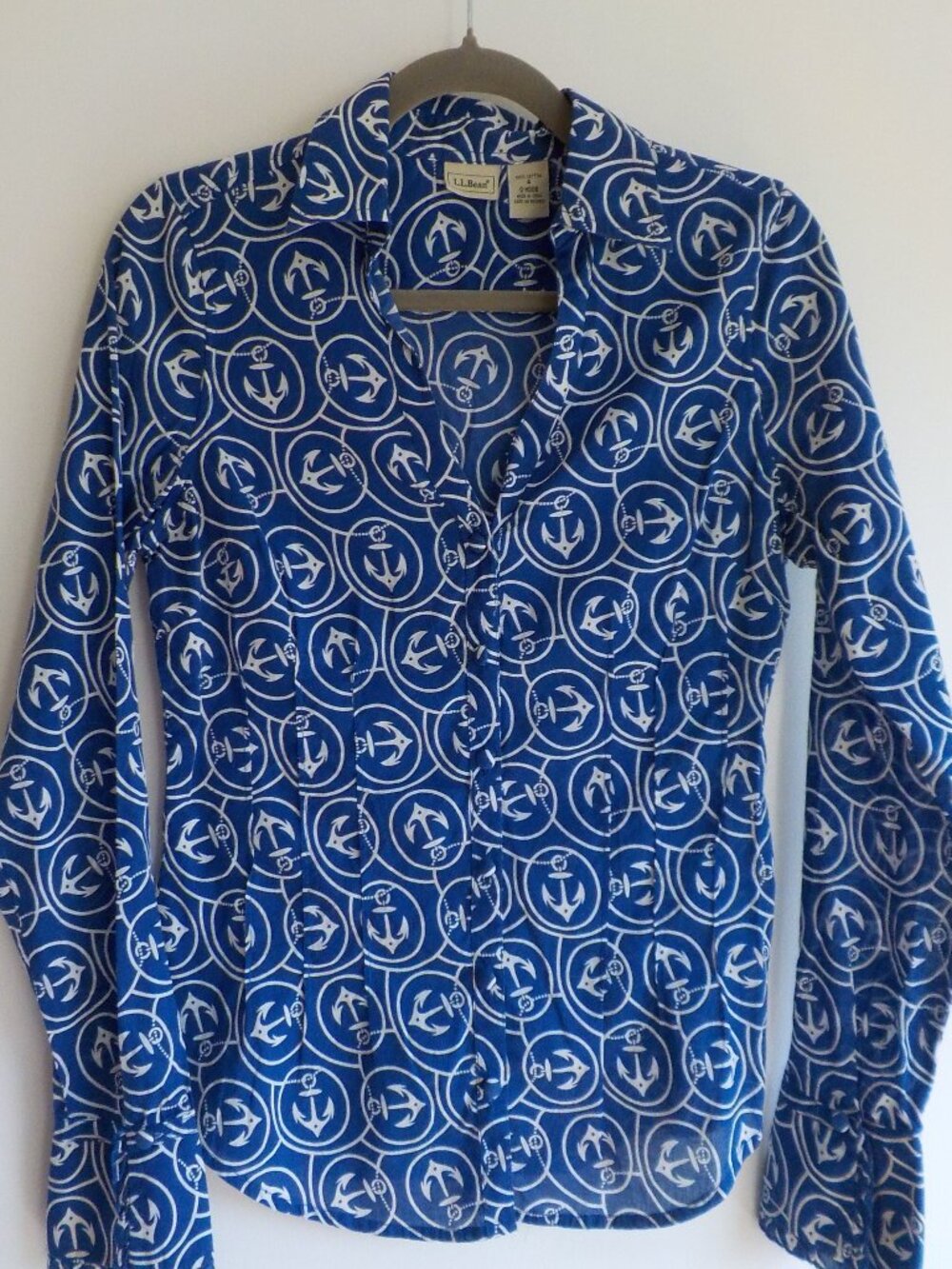 L.L.Bean Blouse - Size 4 - COTTON - Blue White Anchor Long Sleeve Buttons (806)